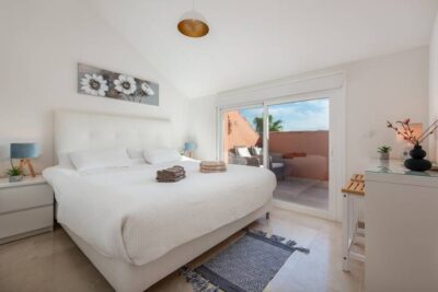 La Fragata Estepona - Oasis near Port, Beach and Old Town 31